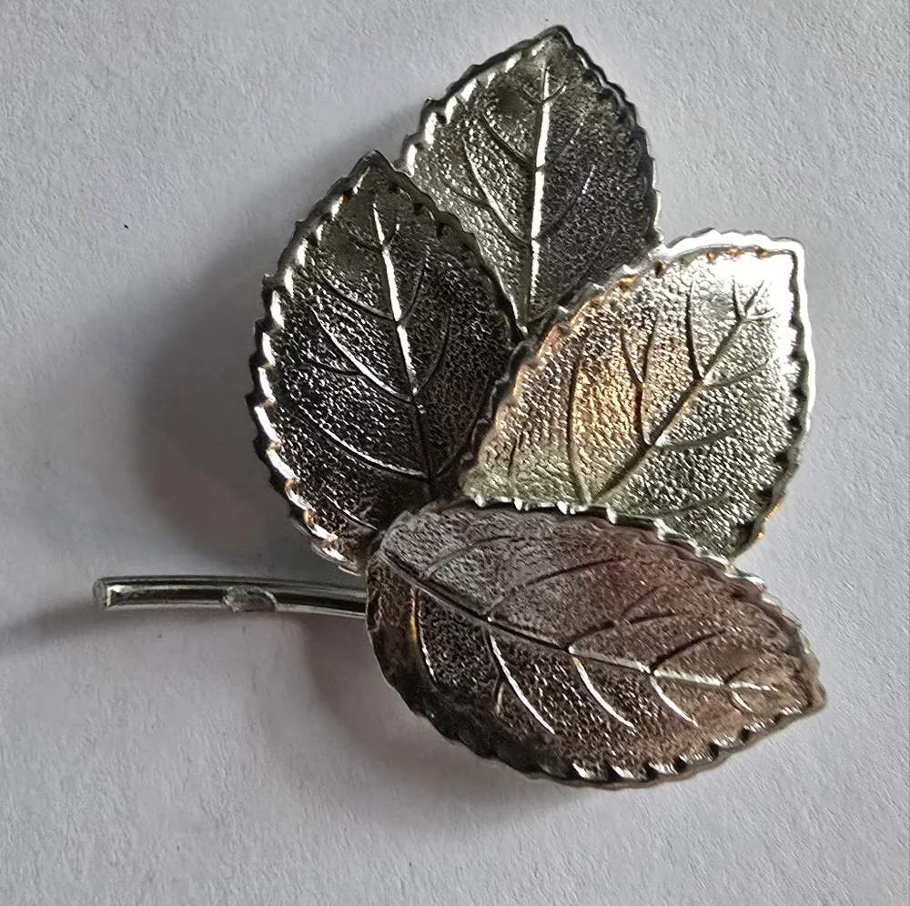 Vintage branch leaves